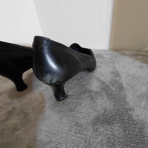 Naturalizer Kitten Loafer Pump Heels Womens Size 10W Black Leather Square Toe - Picture 11 of 16